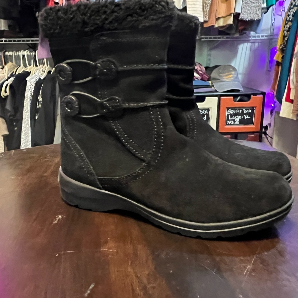 Clarks Black Winter Boots with Faux Fur Trim